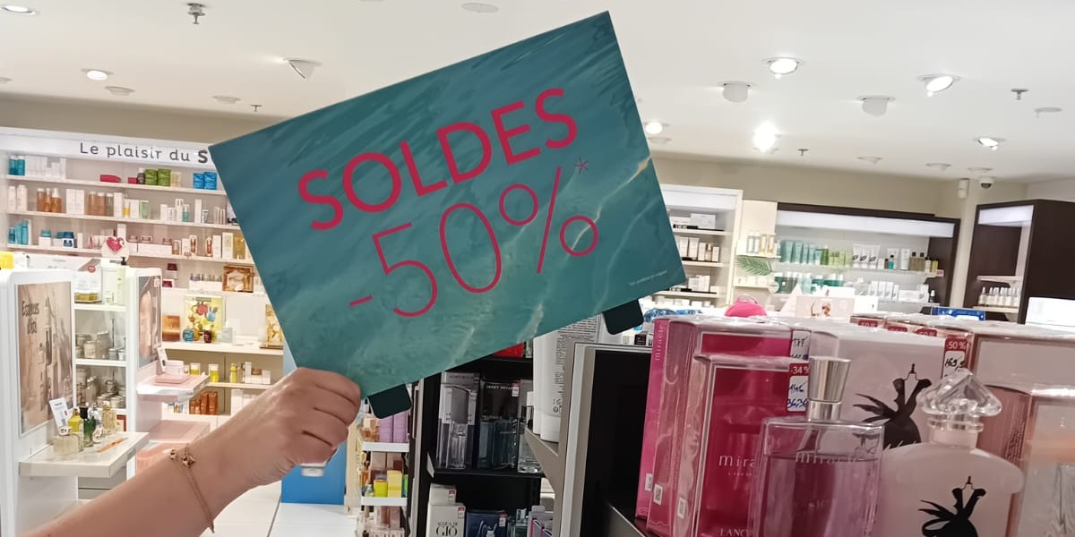 -50% sur tous les parfums soldés ! 
