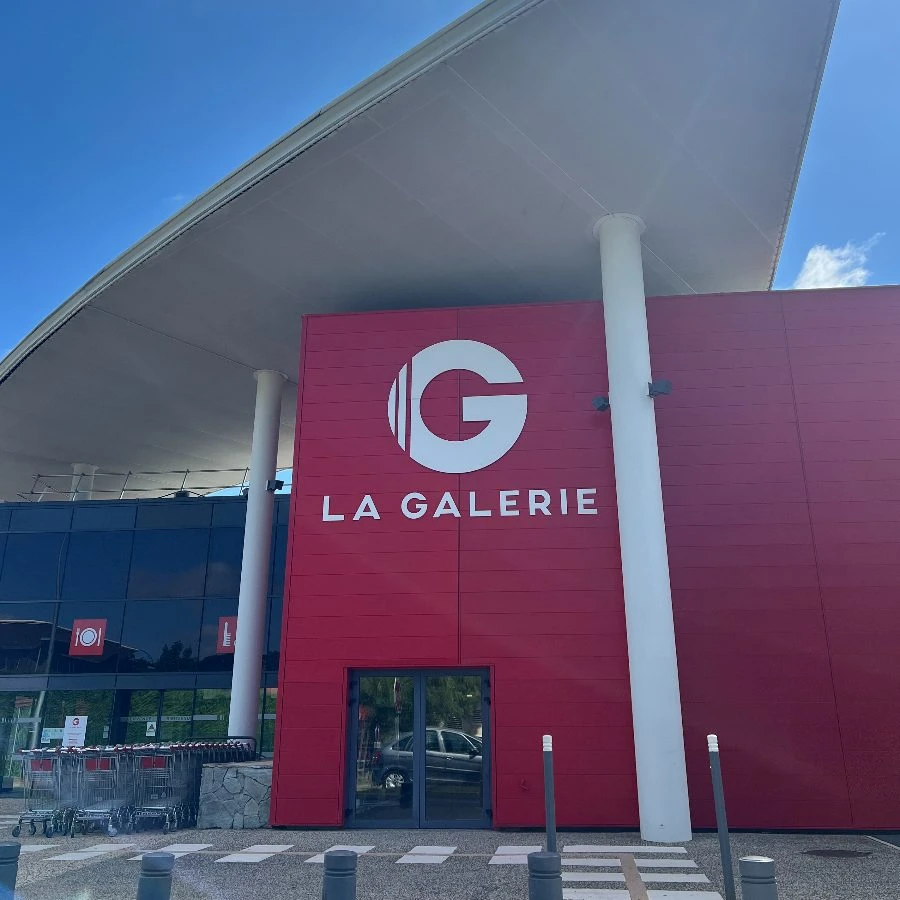 Centre commercial à VALS-PRÈS-LE-PUY