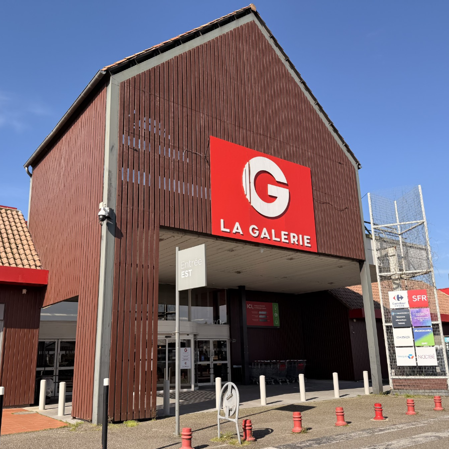 Centre commercial à Boé